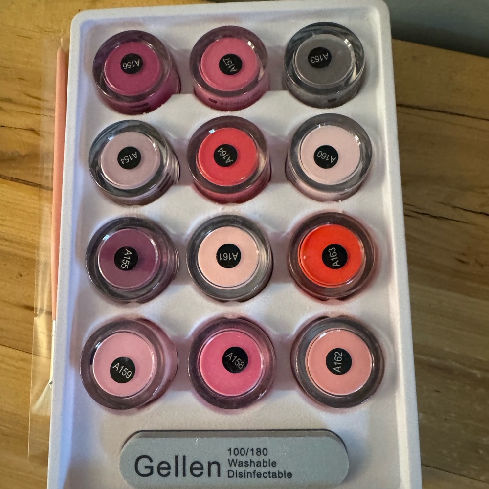 Gellen Dip Powder Set - Reds - Picture 4 of 11